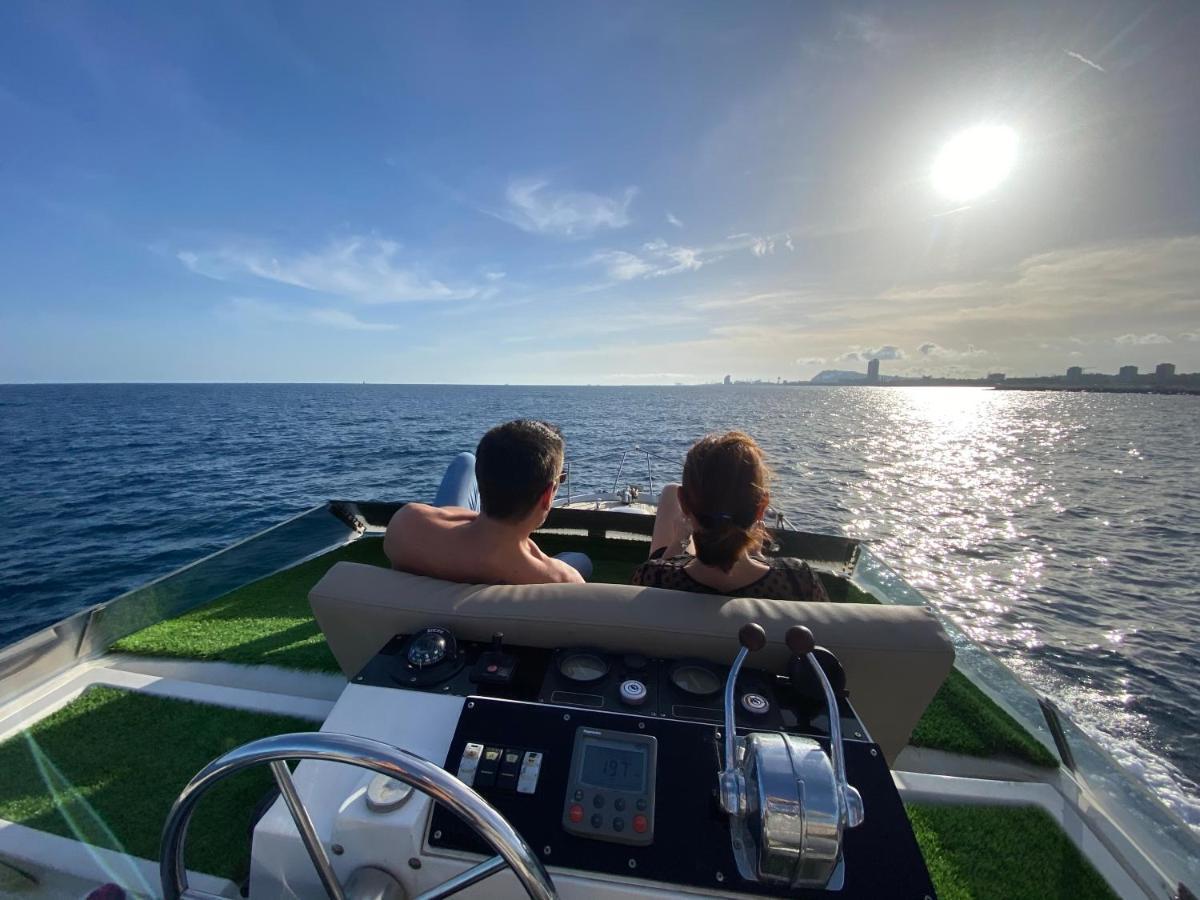 Barco Muy Romantico Con Parking! Sant Adria de Besos Exterior photo